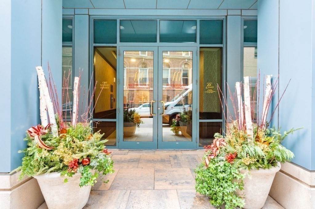 1 Nassau St - Photo 1