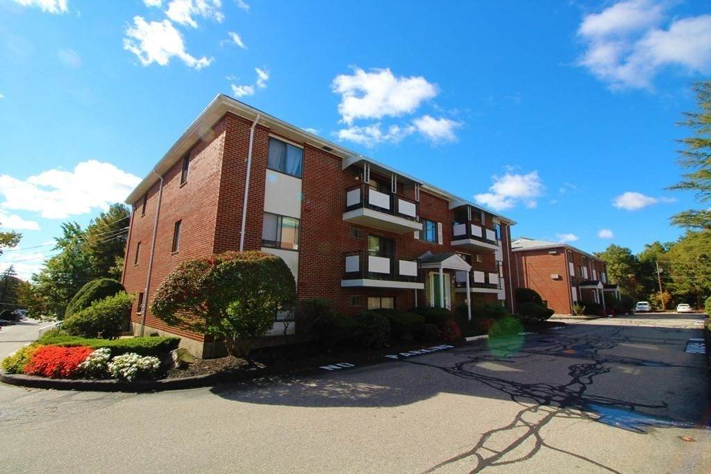 20 Colonial Dr - Photo 1