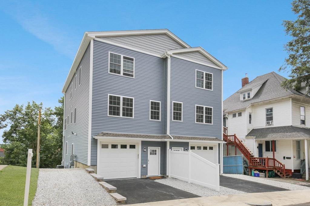 158B Beacon St - Photo 1