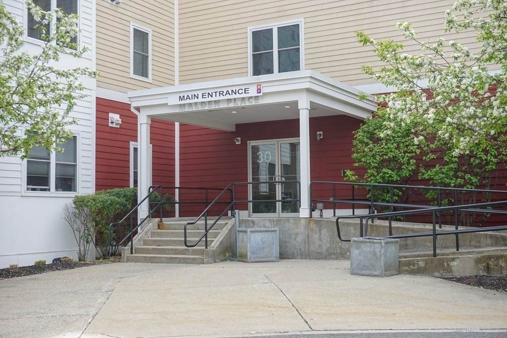30 Franklin St - Photo 1