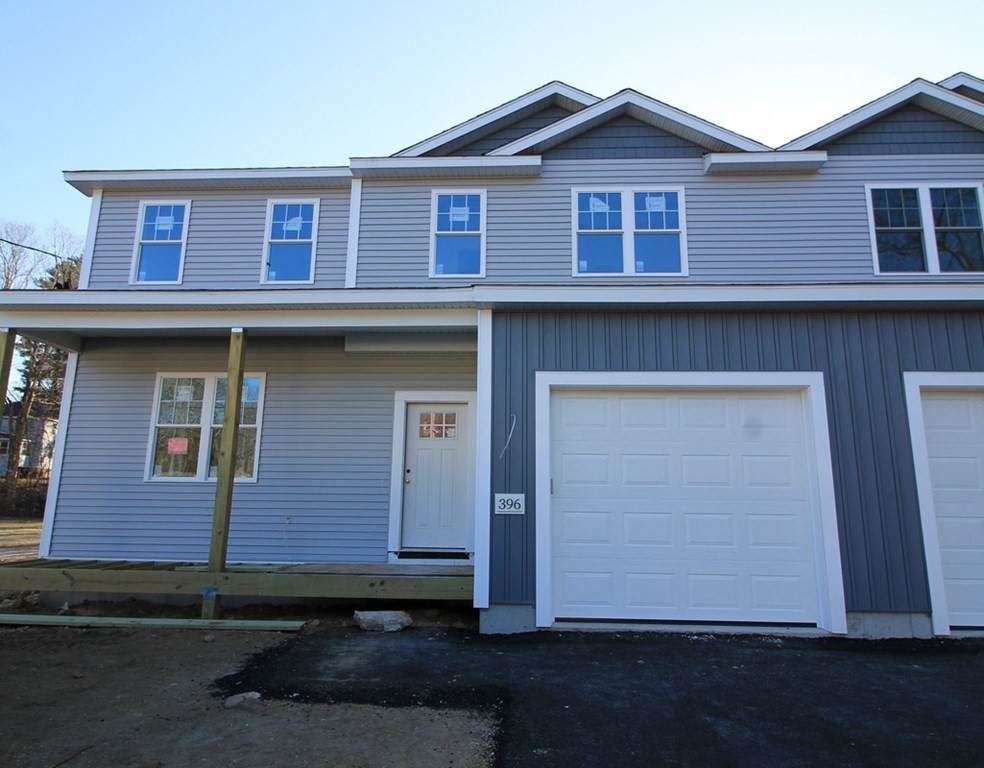 396 Charlton St - Photo 1