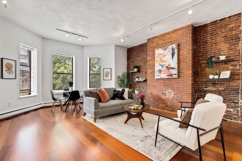 24 Hancock St - Photo 1