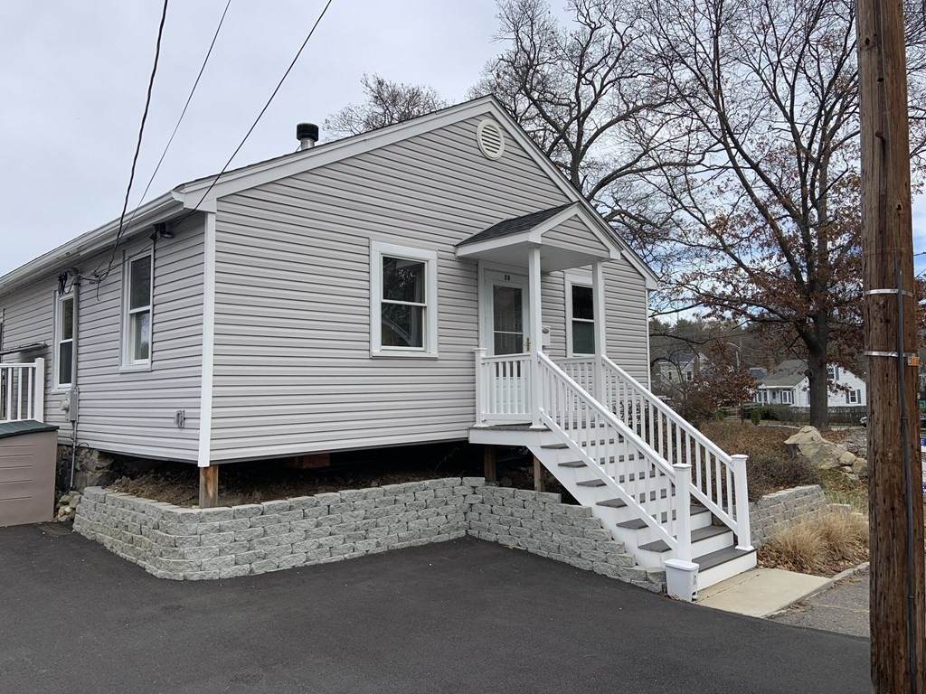88 Greenwood Ave - Photo 1