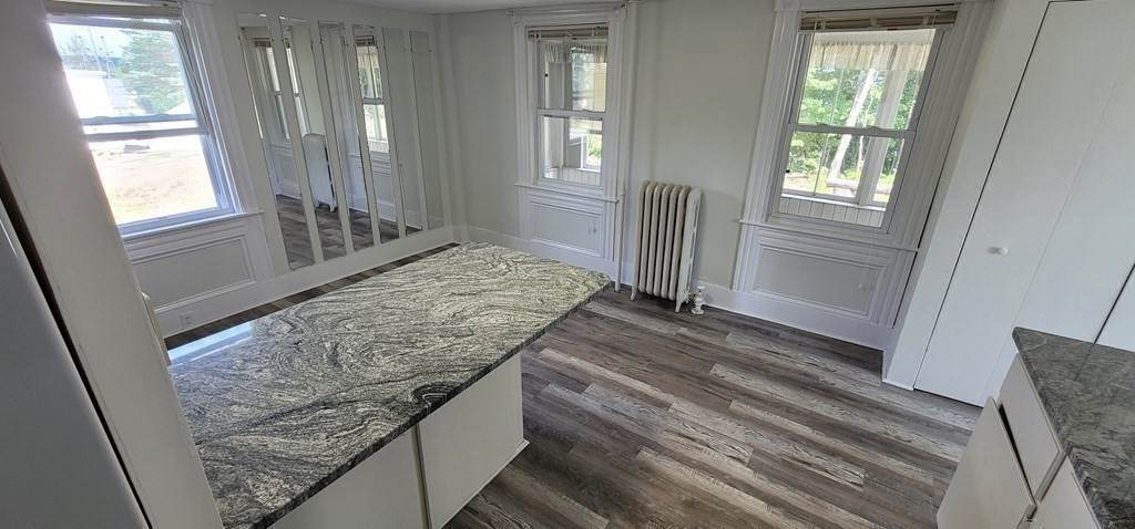 485 Clarendon St - Photo 1