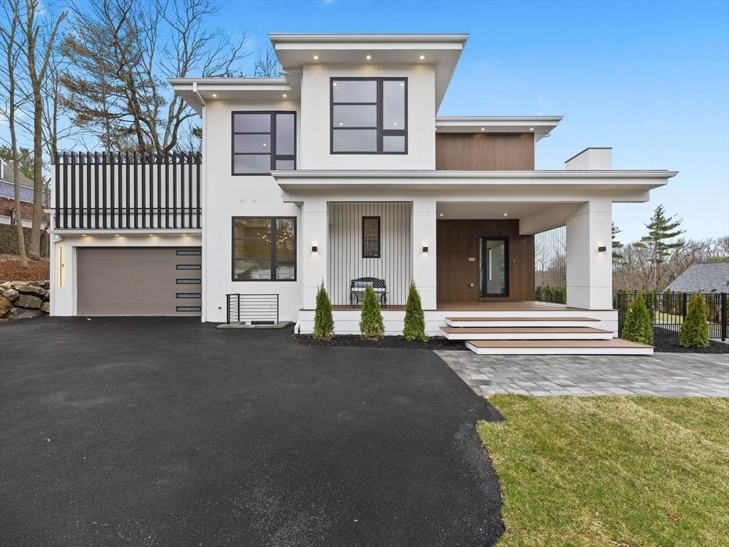 225 Walnut St - Photo 1