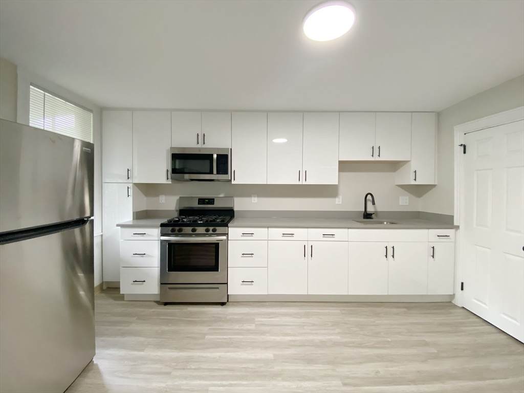 124 Trenton Street - Photo 1