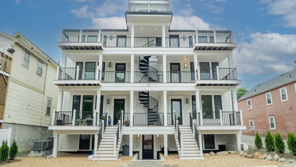 182 Merrimac St - Photo 1