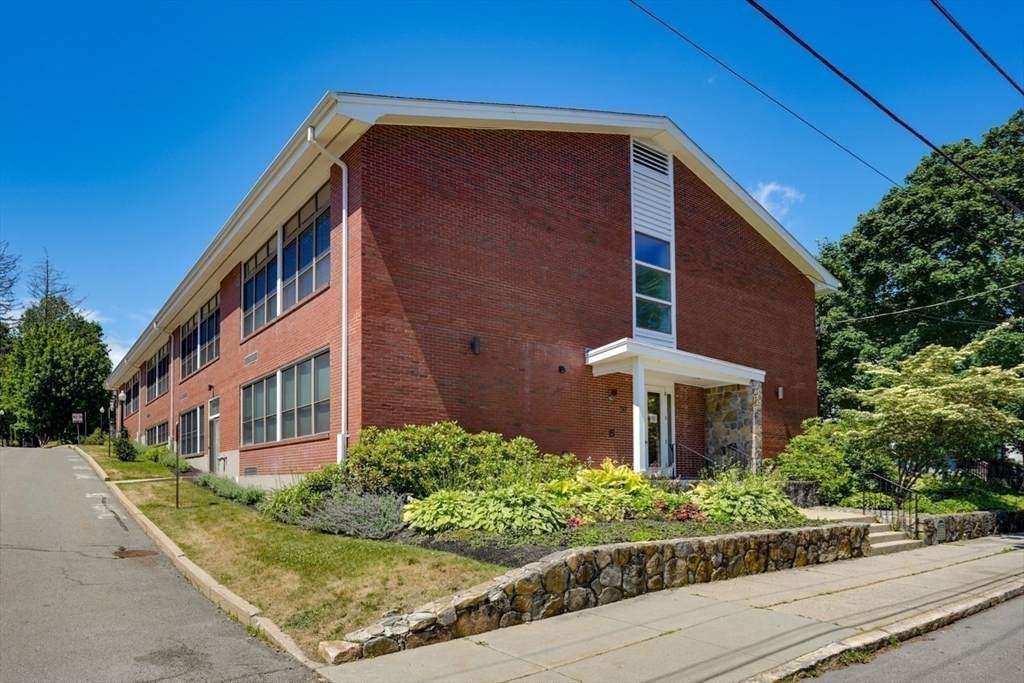 30 Broad Street - Photo 1