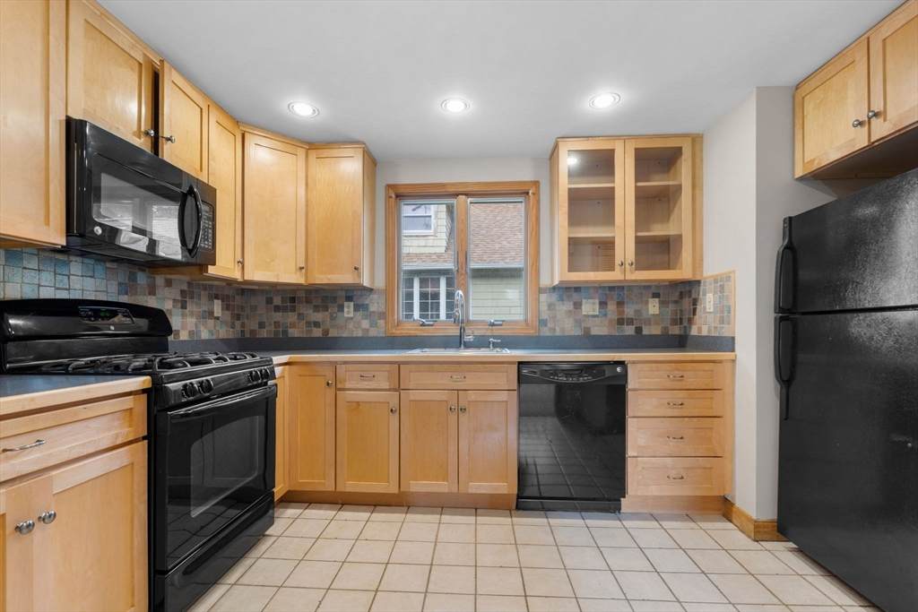 5-7 Linwood Ave - Photo 1