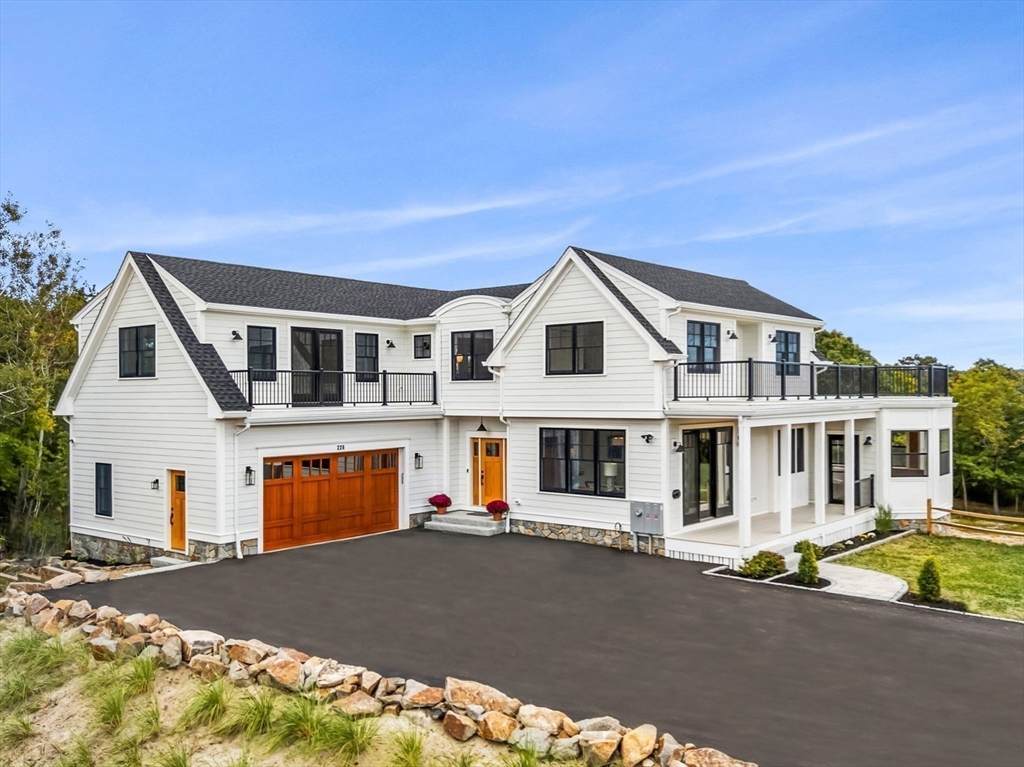 226 Atlantic Street - Photo 1