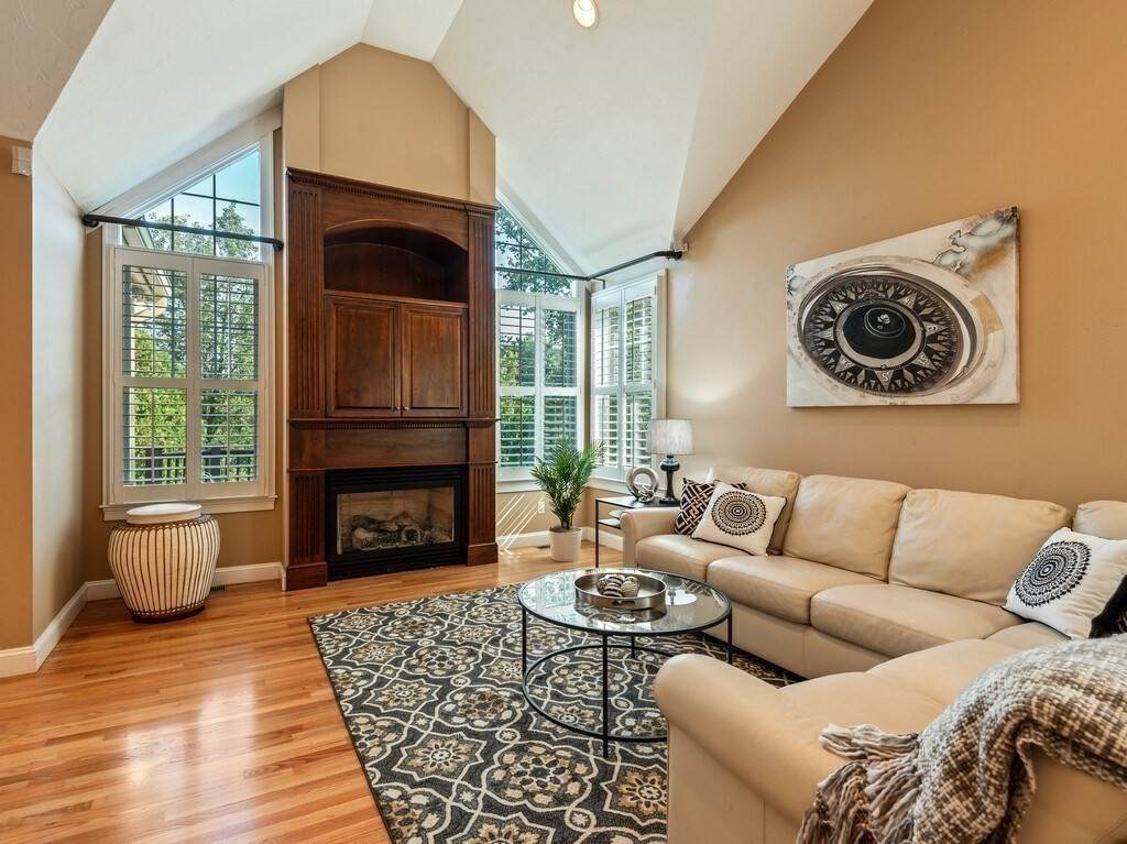 1 Carriage Hill Cir - Photo 1