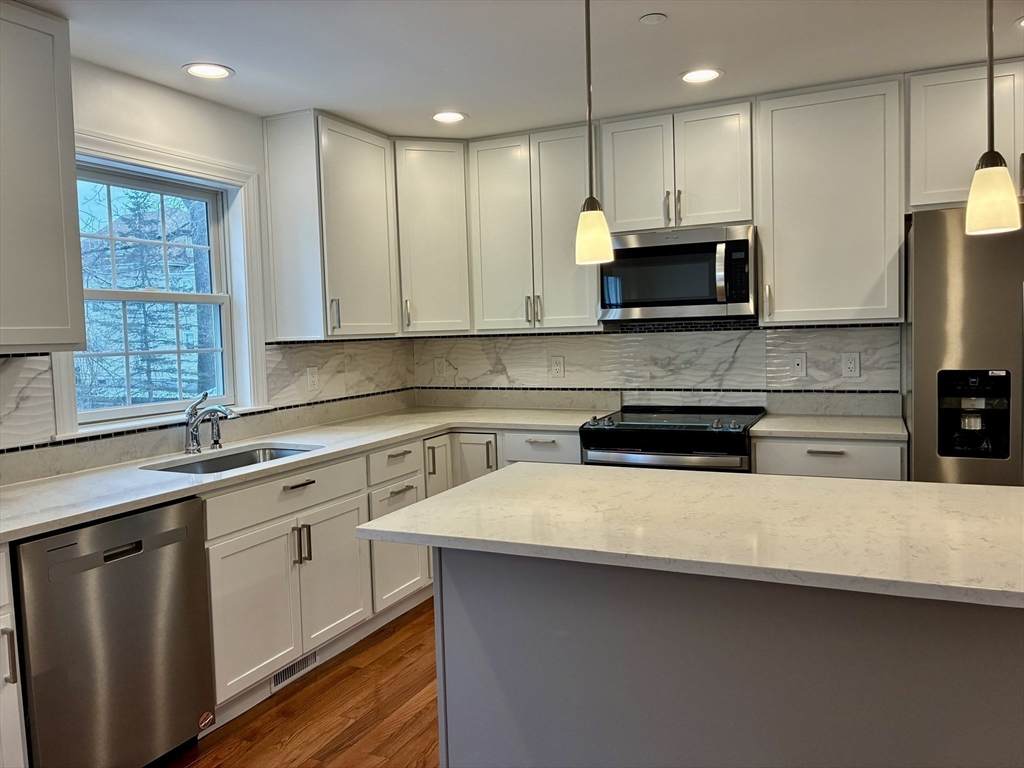 215 High Street - Photo 1