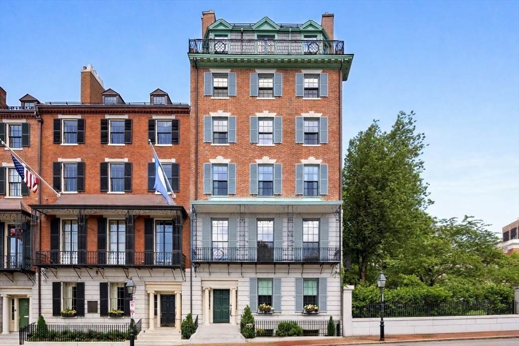 25 Beacon Street - Photo 1