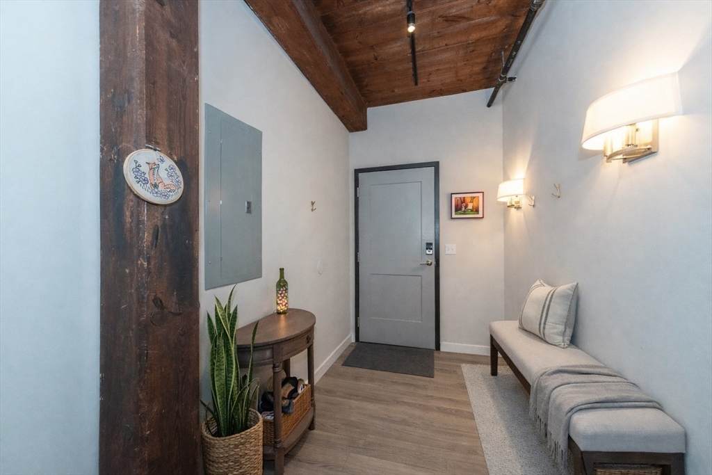 55 Sterling St - Photo 1