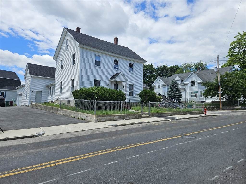 192 Hildreth St - Photo 1