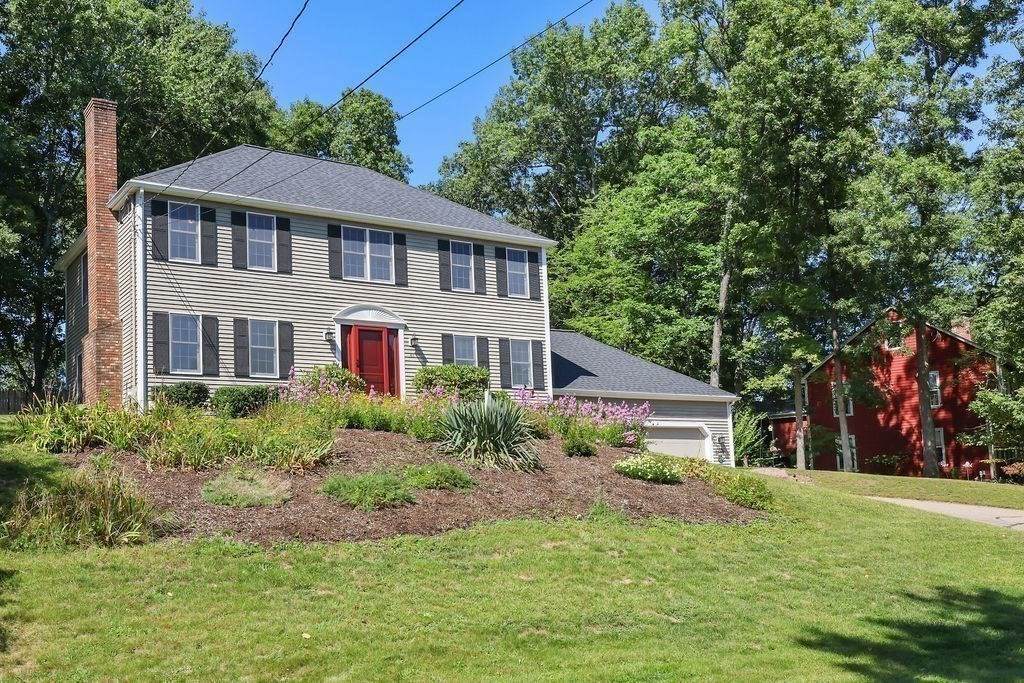 41 Virginia Ave - Photo 1