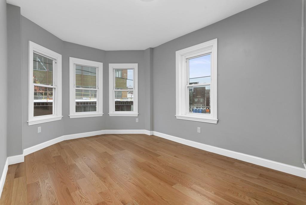 124 Berkshire - Photo 1