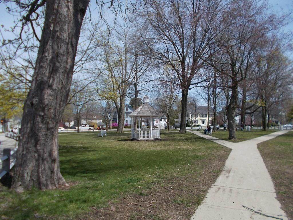 277 South Main - Photo 1