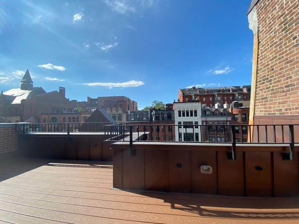 168 Newbury St. - Photo 1