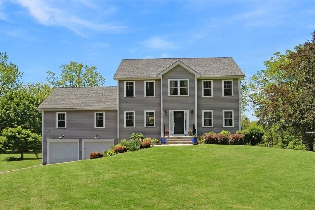 585 Chestnut Street - Photo 1