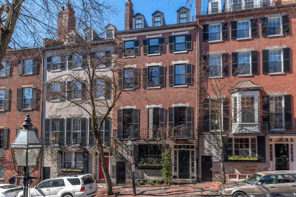 9 Chestnut St - Photo 1