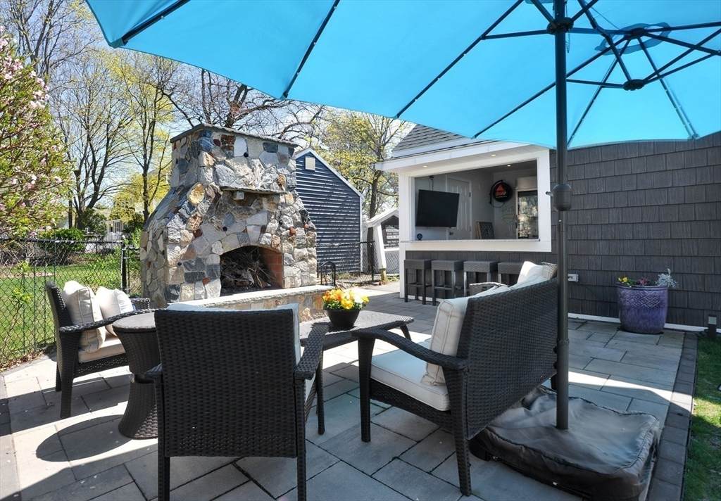 14 Lewis St - Photo 1