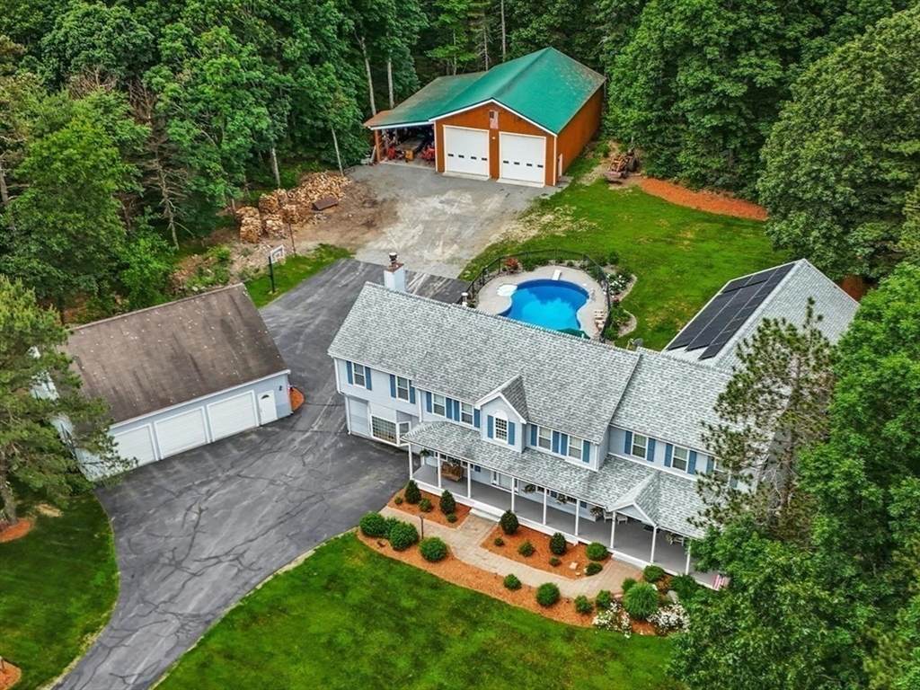 11 Longwood Dr - Photo 1