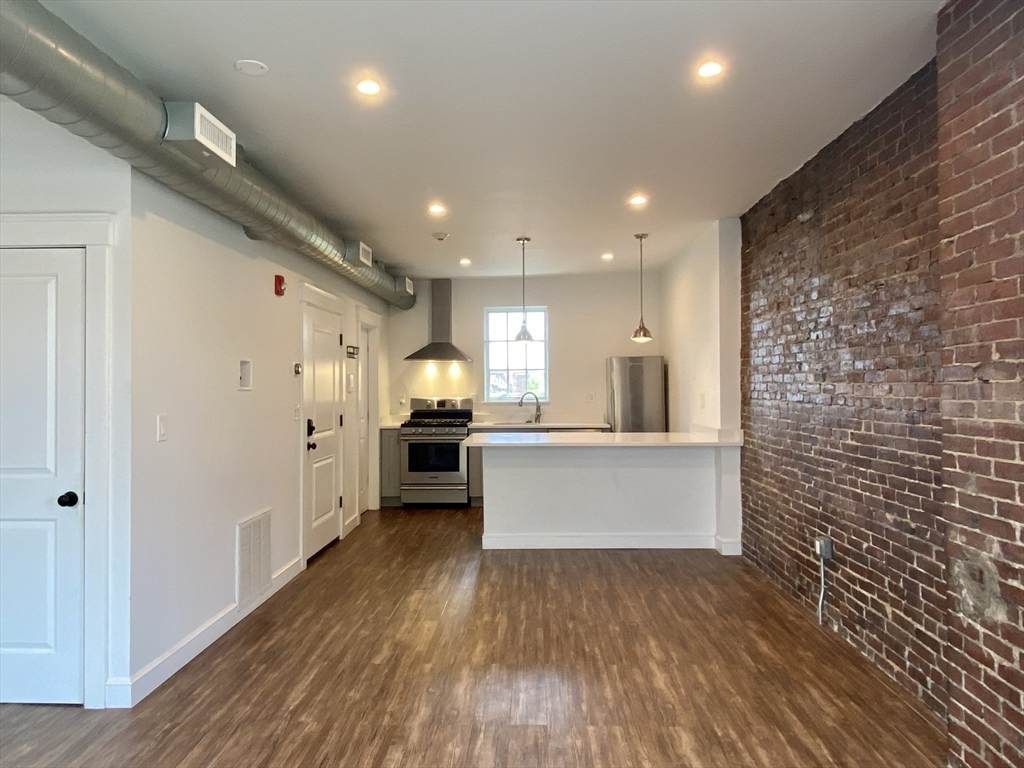103 Broadway - Photo 1