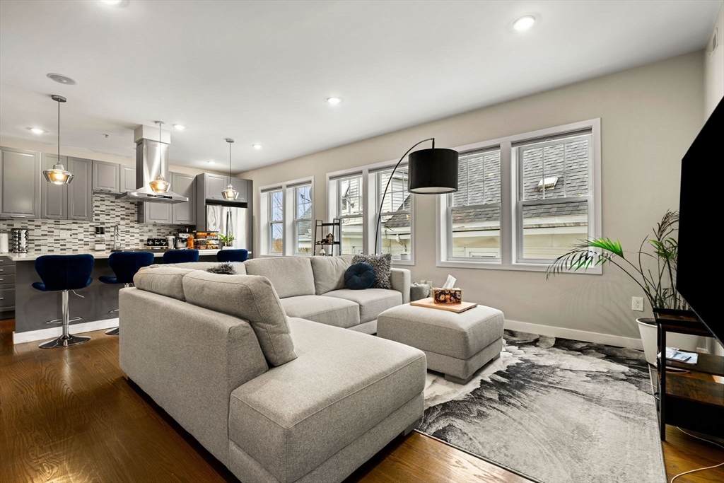 47 Sargent St - Photo 1