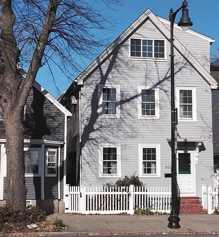 512 Bennington Street - Photo 1