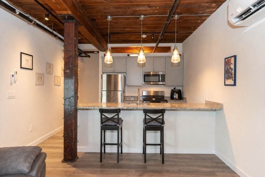 55 Sterling St - Photo 1