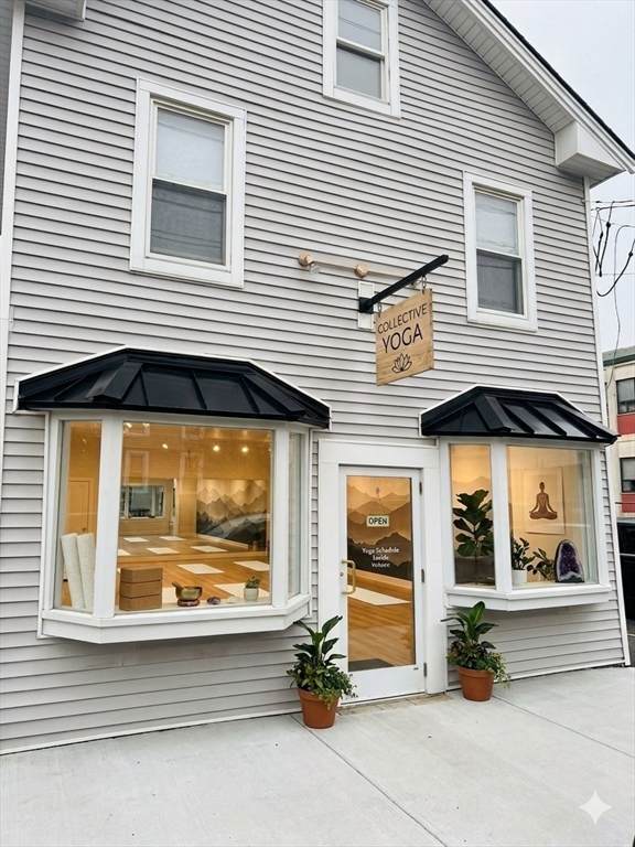226 Merrimac St - Photo 1