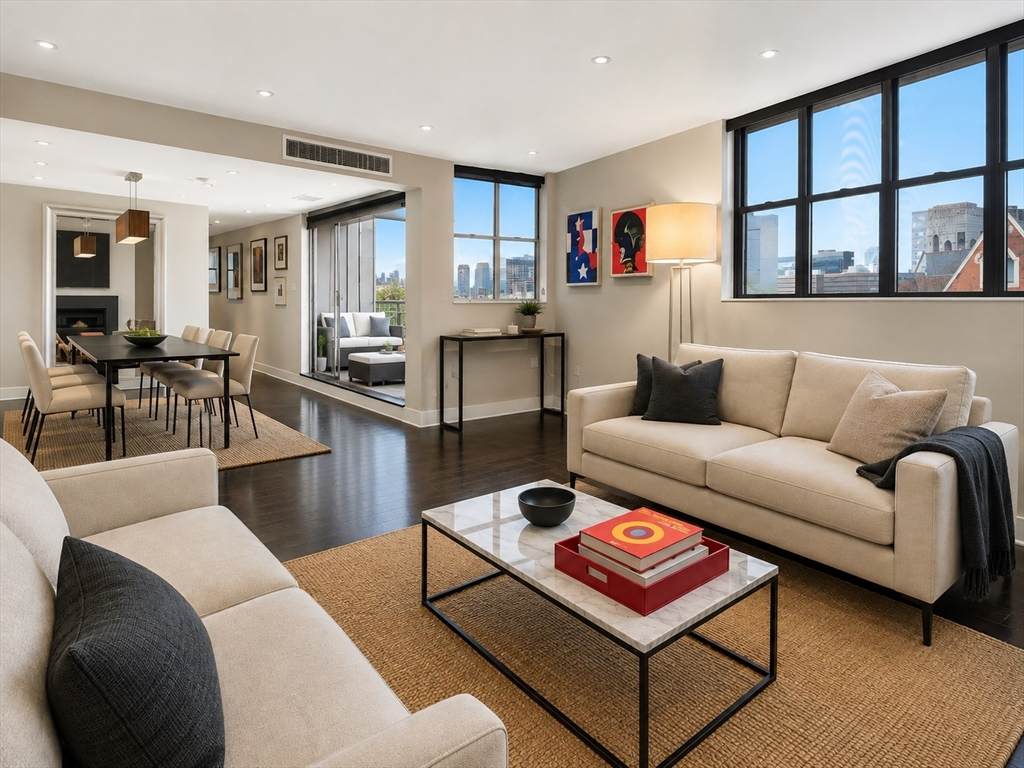 567 Tremont - Photo 1