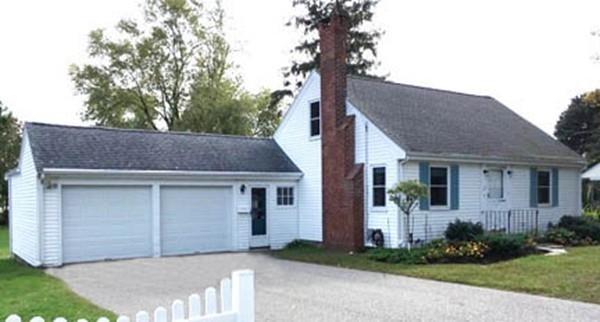 105 River St - Photo 1