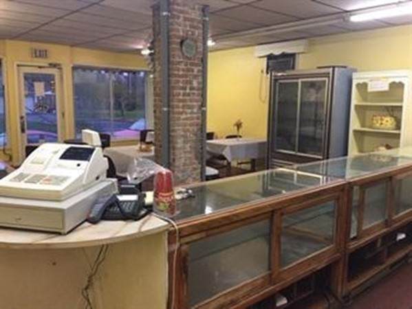 27 Pulaski St - Photo 1