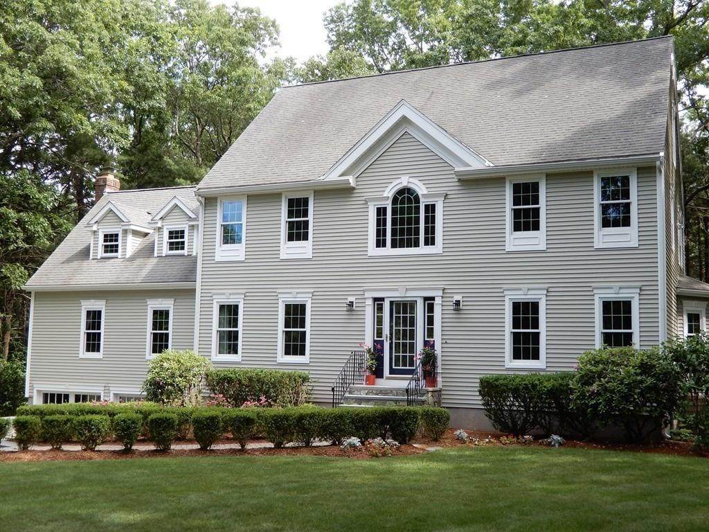 19 Mitchell Dr - Photo 1