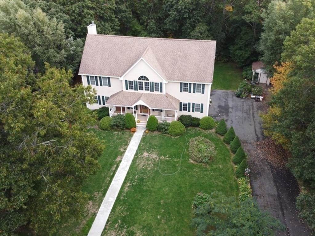 24 Carolyn Ct - Photo 1