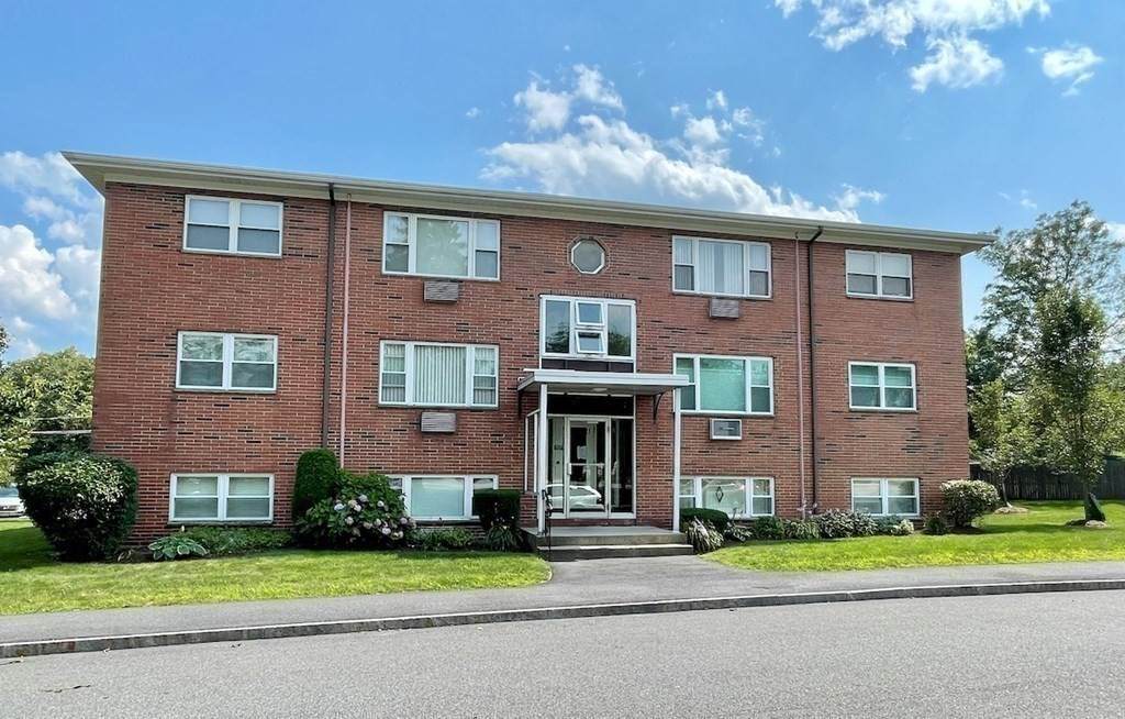 21 Warren St - Photo 1