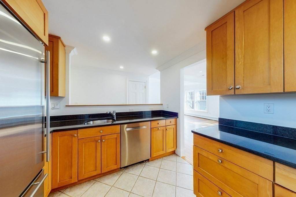 79 Myrtle St - Photo 1