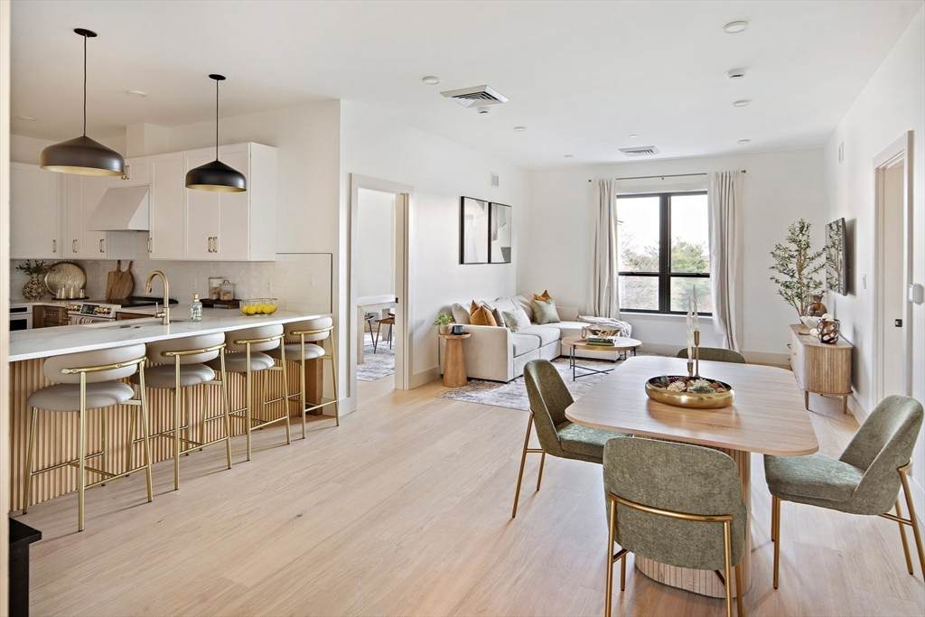1025 Massachusetts Avenue - Photo 1