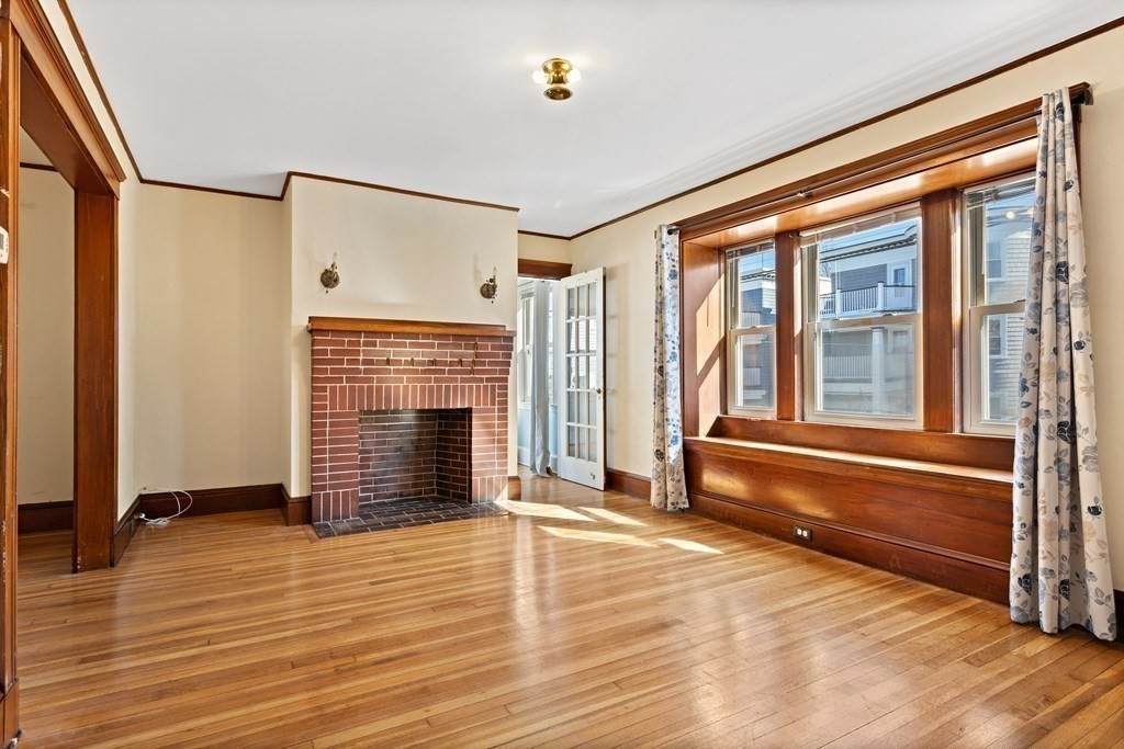 64 Beaumont St - Photo 1