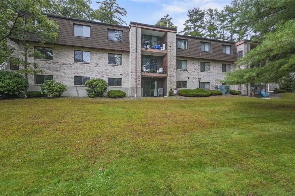 5 Greenbriar Drive - Photo 1