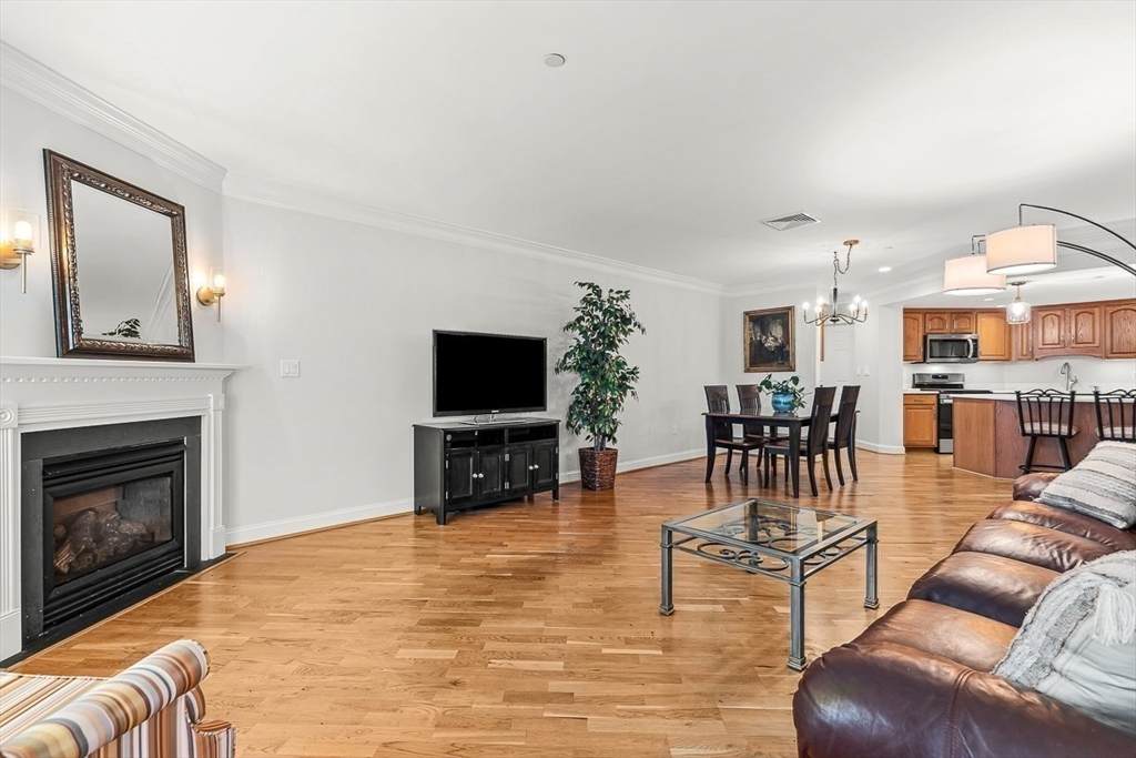 490 Main St - Photo 1