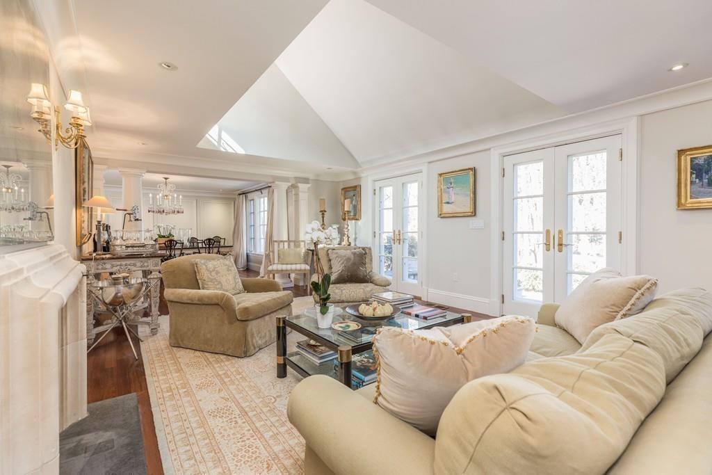 257 Winter Street - Photo 1