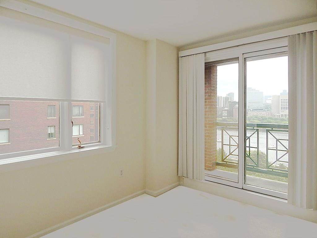 10 Rogers - Photo 1