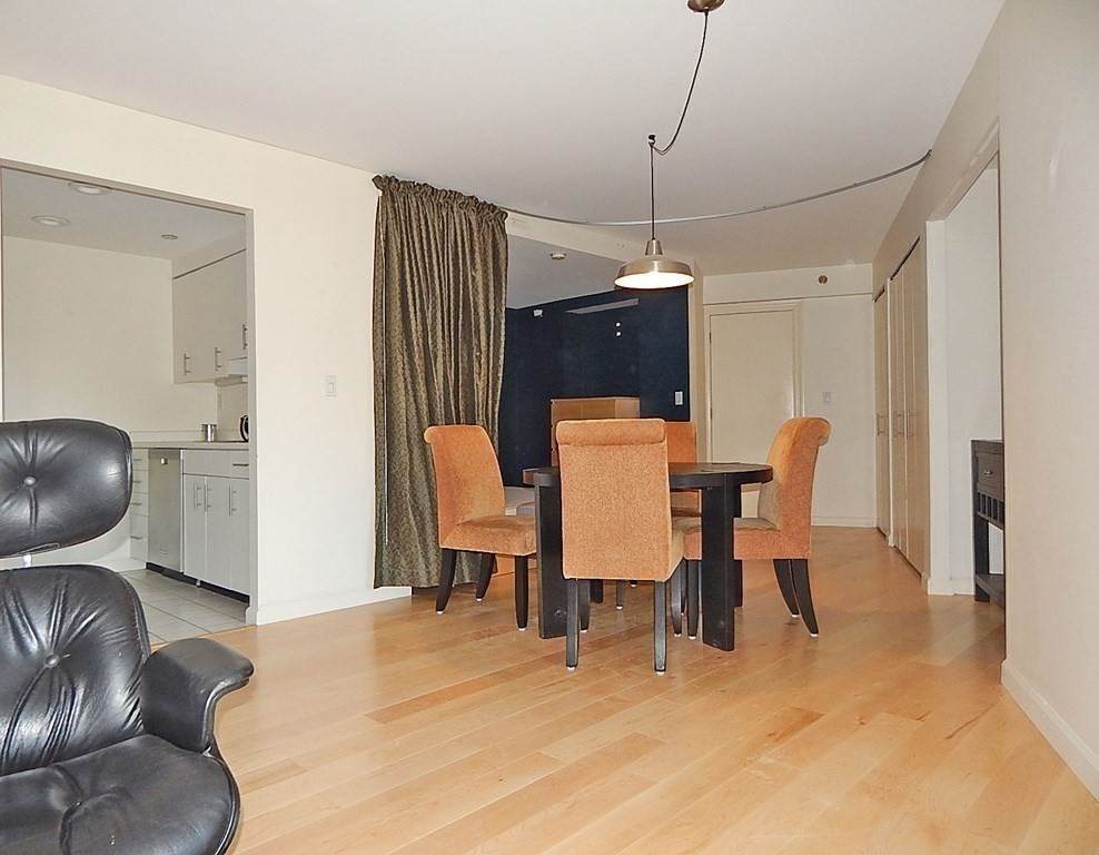 10 Rogers - Photo 1