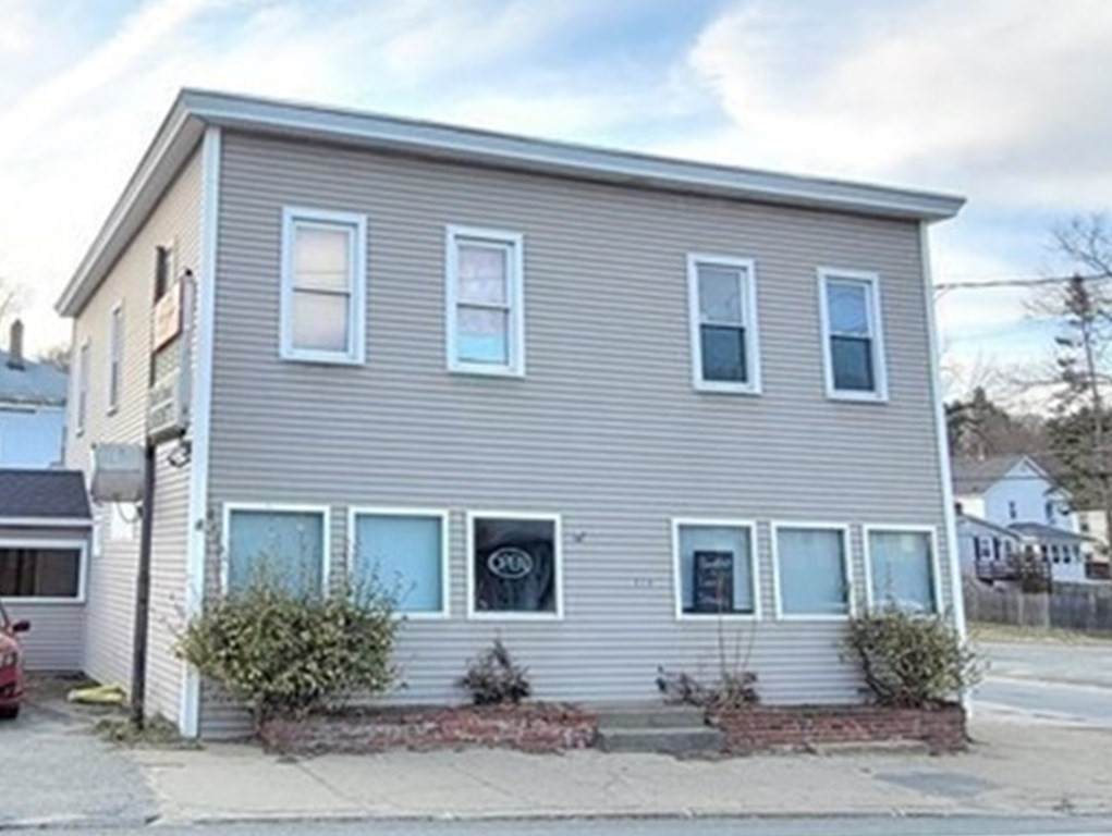 552 Westminster St - Photo 1