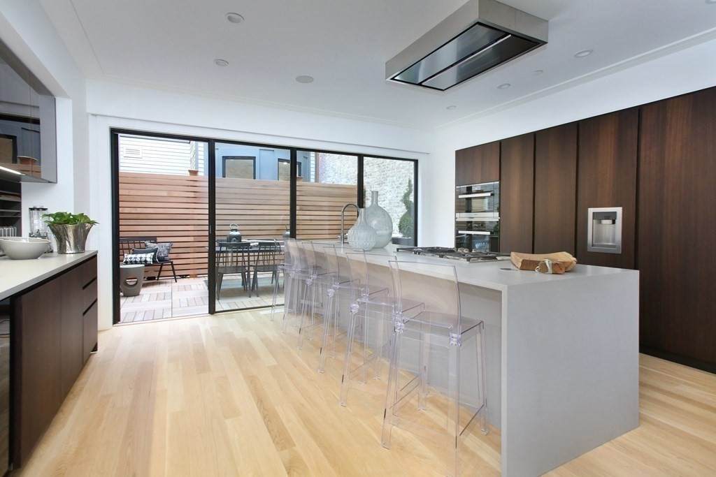 52 Beacon - Photo 1