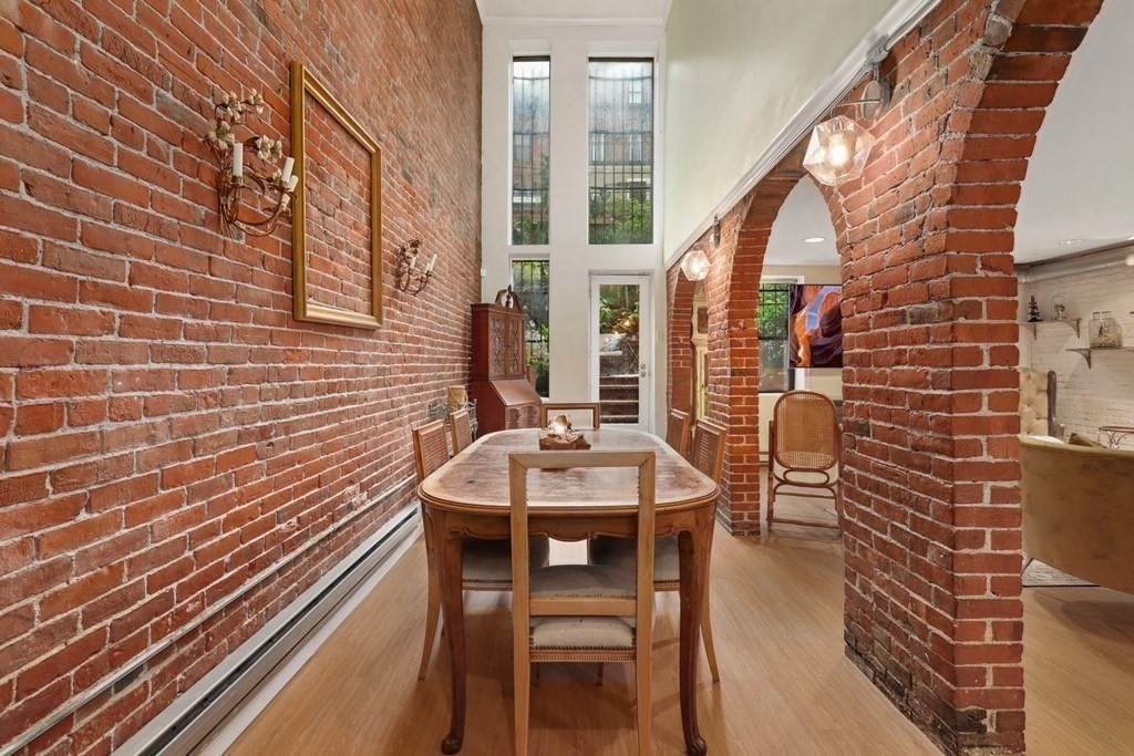 484 Massachusetts Ave - Photo 1