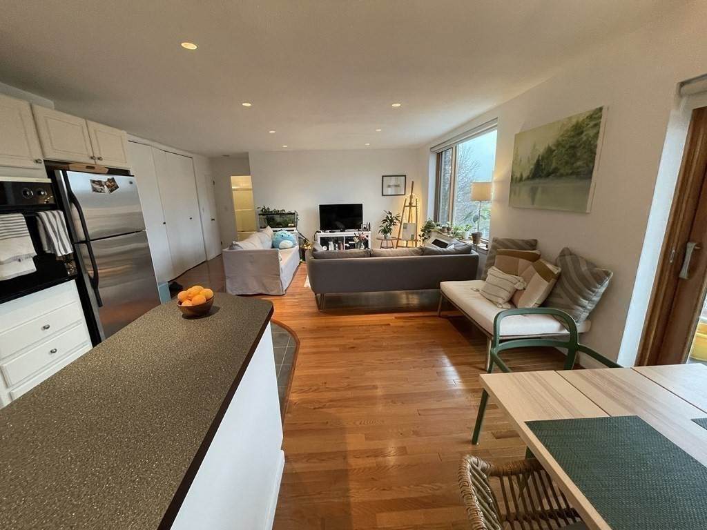 216 Saint Paul St - Photo 1